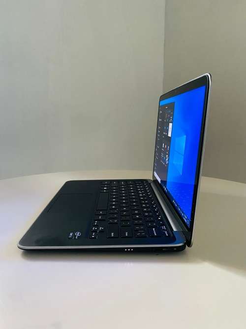 Dell XPS 13 L322X - i5vpro - 8GB RAM - 256GB NVME - 13.3 FHD IPS - LIKE NEW + BOX
