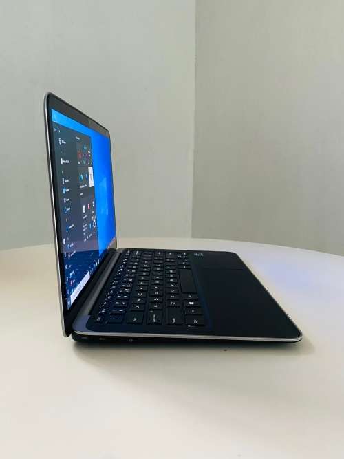 Dell XPS 13 L322X - i5vpro - 8GB RAM - 256GB NVME - 13.3 FHD IPS - LIKE NEW + BOX