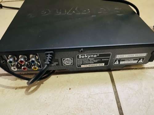 Android TV Box, 2x Remotes, DVD Player