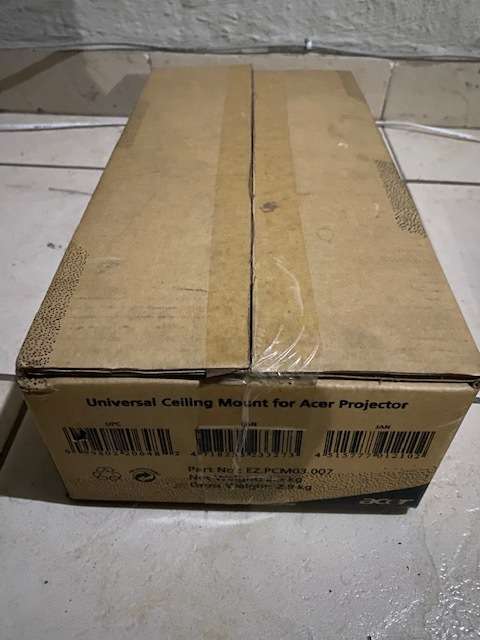 Acer Projector Universal Ceiling Mount, 16 Port Switch, Canon Flatbed Scanner