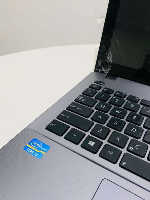 *TOUCH SCREEEN*ASUS Laptop Core i3 3rd Gen 3217U | Windows 10 | 4GB DDR3 | 500GB HDD **PLEASE READ**