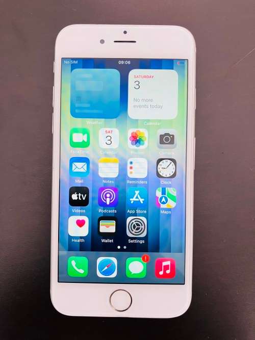 Apple iPhone 6S 64GB - Silver - International Version - CPO