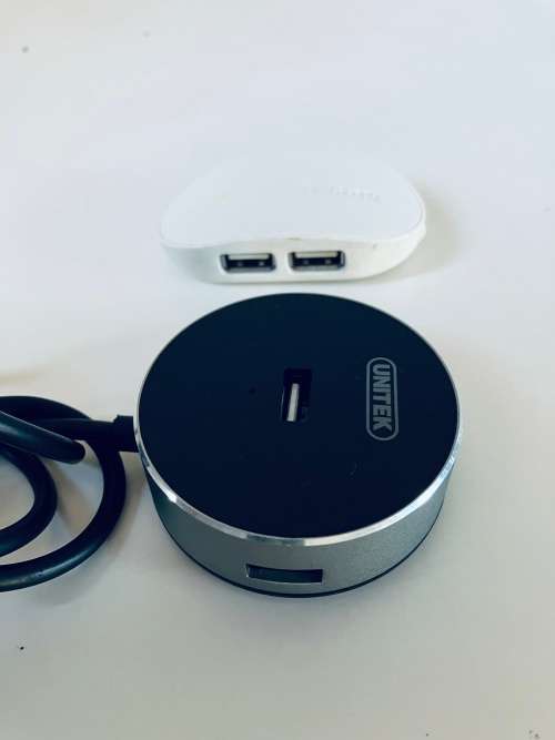 2x 4 Port USB Hubs