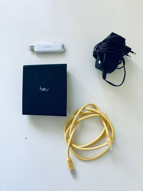 MikroTik hAP ac2 5 Port Gigabit WiFi 5 Router + Huawei 3G Modem- **BACKUP INTERNET ACCESS**