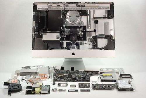Apple iMac 27-Inch `Core i5` 3.1 Quad  (Mid-2011) 8GB RAM, 1TB HDD 1080p **PLEASE READ***