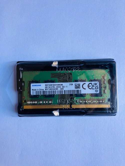 Laptop Upgrade Kit - 4GB DDR4 RAM + 256GB M.2 Solid State Drive - WINDOWS 10 PRO Included