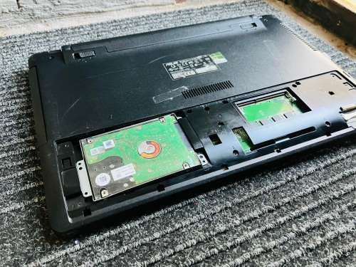 *TOUCH SCREEEN*ASUS Laptop Core i3 3rd Gen 3217U | Windows 10 | 4GB DDR3 | 500GB HDD **PLEASE READ**