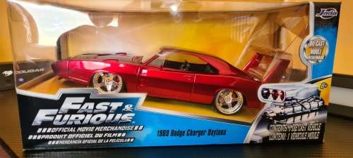Jada Toys Fast and Furious Dom`s Dodge Charger Daytona DIE-CAST Car, 1: 24 Scale Red