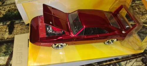 Jada Toys Fast and Furious Dom`s Dodge Charger Daytona DIE-CAST Car, 1: 24 Scale Red