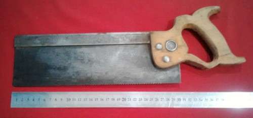 VINTAGE DISSTON STEEL SPINE TENON SAW  -PLEASE SEE DESC 4 MORE INFO