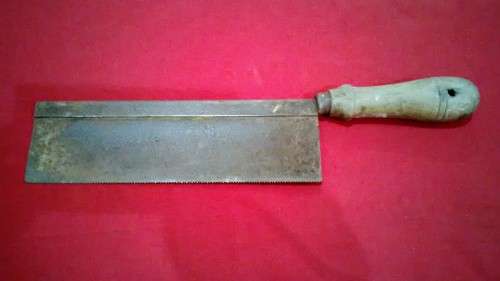 VINTAGE DOVE TAIL SAW - Please read desc. & view pictures