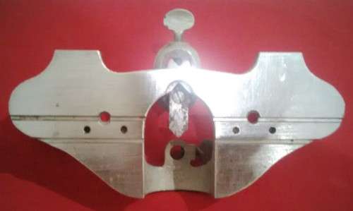 A VINTAGE  STANLEY No 71 ROUTER PLANE WITH 3 CUTTERS AS per pictures||  Read desc & view pictures