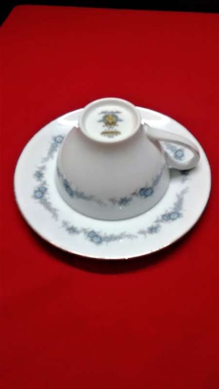 VINTAGE NORITAKE 3 TRIOS, SUGAR BOWL & MILK JUG - BARCAROLLE 6655 - refer to pictures for condition