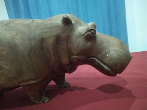 WOOD CARVED HIPPO  L=38 H=18 W=15- Please see Pics they pard of the description