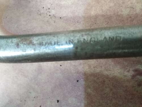 VINTAGE SET OF 7 FOOTPRINT AUGER BITS & A 10in BRACE DRILL See PICs & DESC