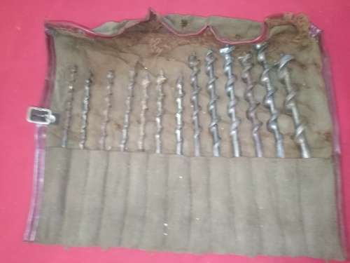 RARE SKINNER HAND BRACE +13 AUGER BITS (DIFFERENT MAKES & SIZES)  See PICs & DESC