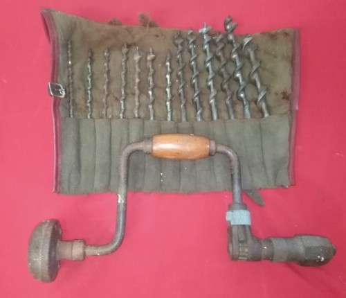 RARE SKINNER HAND BRACE +13 AUGER BITS (DIFFERENT MAKES & SIZES)  See PICs & DESC