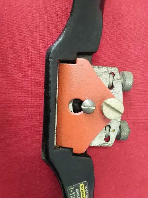 STANLEY SPOKESHAVE - LIKE NEW - PLEASE C DESC