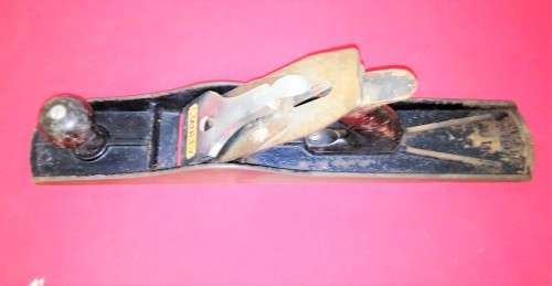 VINTAGE STANLEY No 6 PLANE- AS PER PICTURES & DESCRIPTION - PLEASE C DESC