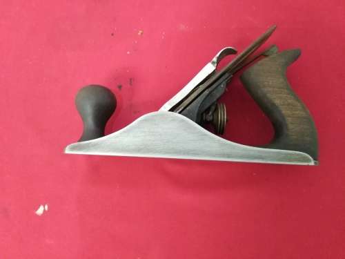 VINTAGE STANLEY No 4 PLANE- AS PER PICTURES & DESCRIPTION - PLEASE C DESC