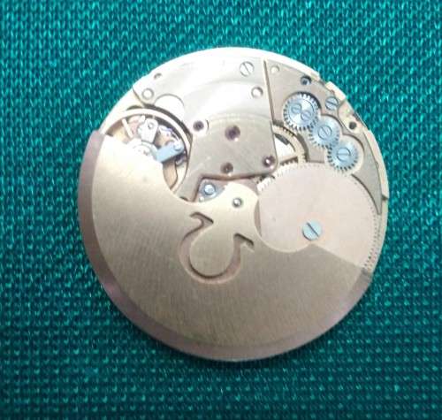 OMEGA AUTOMATIC MOVEMENT & DIAL FOR PARTS- PLEASE C DESC