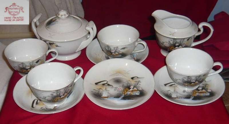 KUTANI CHINA, HAND PAINTED MADE IN JAPAN, 4 DUOS, MILK & SUGAR  - SEE PICs BELOW - POSTAGE R65