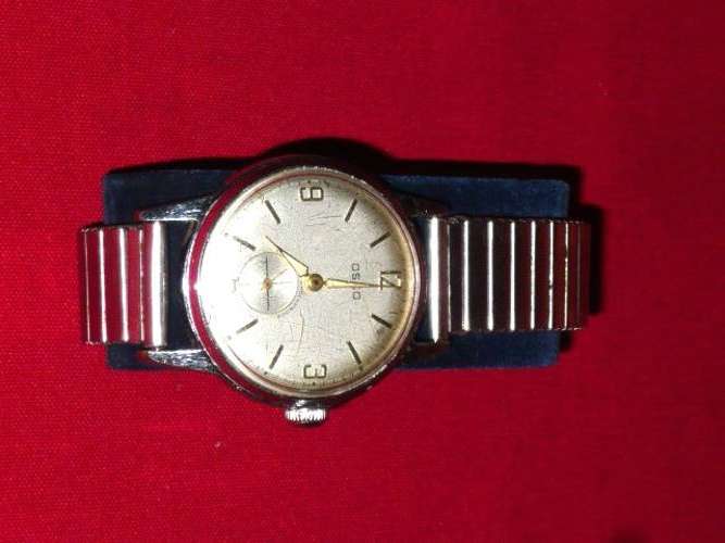 VINTAGE MENS OSCO WATCH - ELEGANT - WORKING - SEE PICS - READ DESC - POSTAGE R65