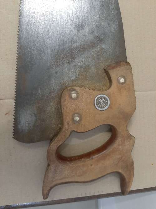 Vintage Disston D8 saw - medallian and Visible etching on 60cm 8tpi blade - see pictures