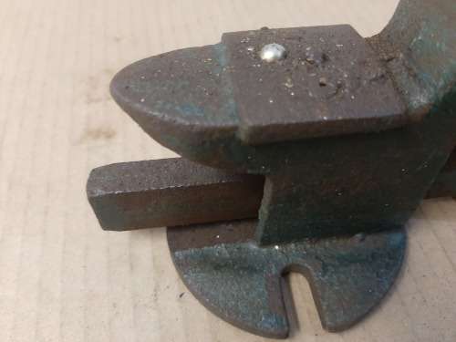 VINTAGE ANVIL TABLE VICE - Desc incl Photos