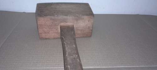 VINTAGE CARPENTERS WOODEN MALLET