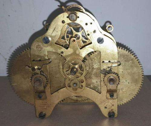 SETH THOMAS MOVEMENT FOR PARTS OR REPAIRS -See Pictures -