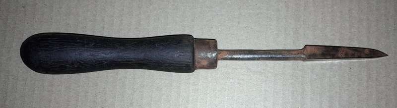 MICROMETER TOYO SEIKI JAPAN & A CYLINDER SCRAPER - PLEASE SEE PICTURES