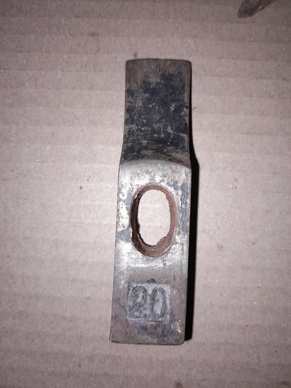 3 HAMMER / HAMMER HEAD  - AS REFLECTED IN THE PICTURES