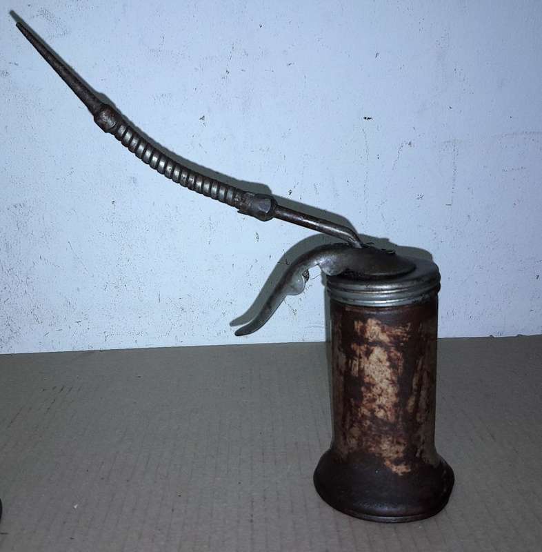 2 VINTAGE OIL CANS  -SEE DESC