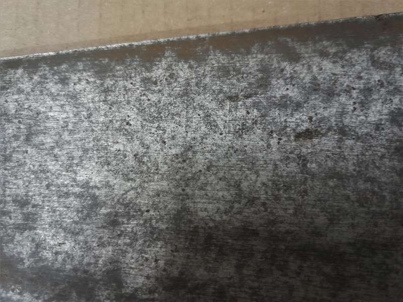COLLECTABLE EC ATKINS & Co SAW - NAME ON HANDLE & SLIGHTLY VISIBLE ETCHING  - PLEASE SEE PICTURES &