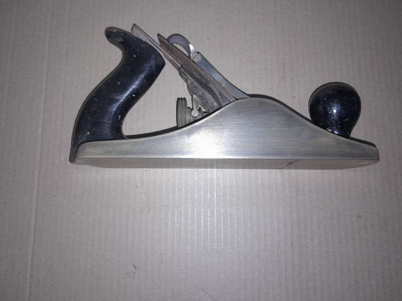 STANLEY No 4 1/2 PLANE - PLEASE SEE PICTURES