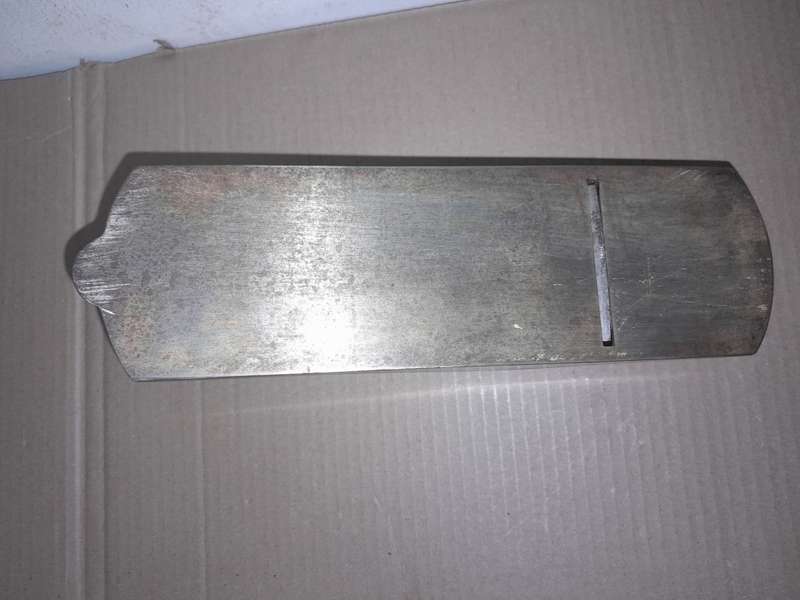 STANLEY No 4 1/2 PLANE - PLEASE SEE PICTURES