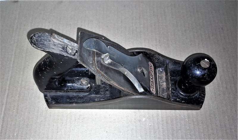 STANLEY No 4 1/2 PLANE - PLEASE SEE PICTURES