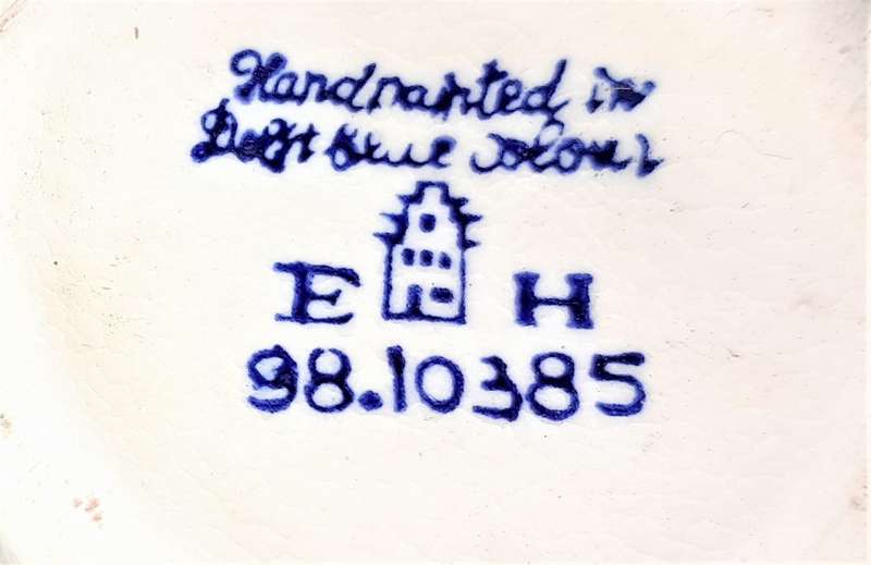 Delft Blue Handpainted Miniature Tea set EH 98-10385 as reflected in Pictures