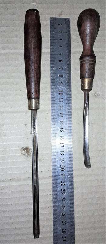 2 Vintage gorge chisels -straight & curved  - as per pictures