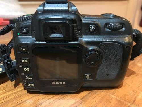 Nikon d50 camera
