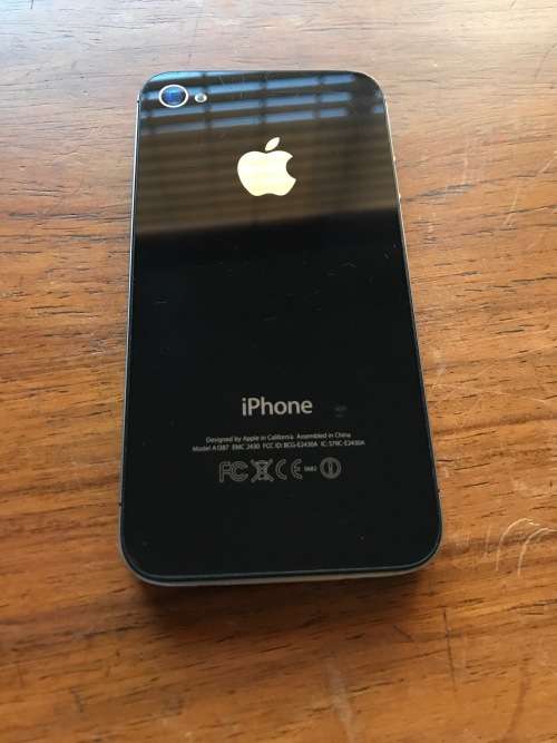 Apple iPhone 4s 64 gb
