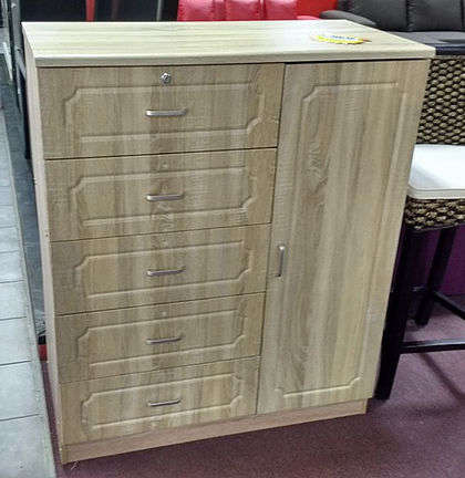 Chest of drawers