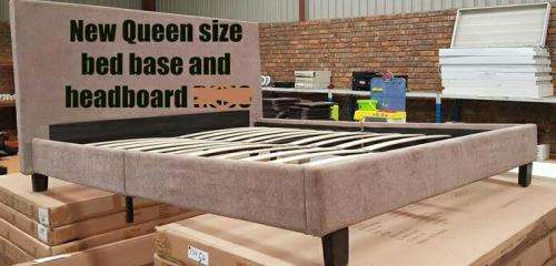 Sleigh Bed Queen