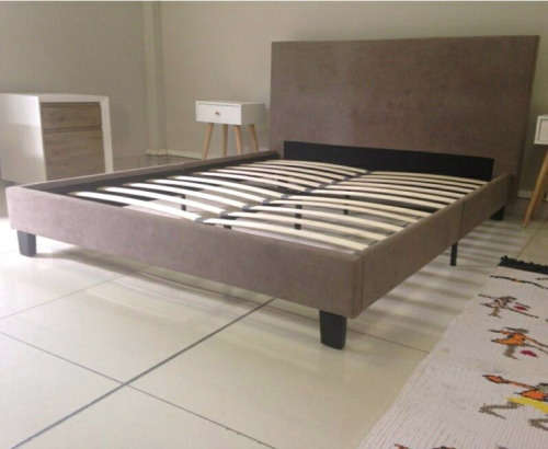 Sleigh Bed Queen