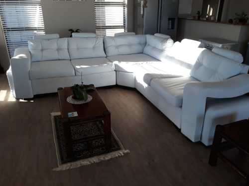 Lounge suites (corner)