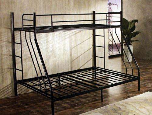 Tribunk beds