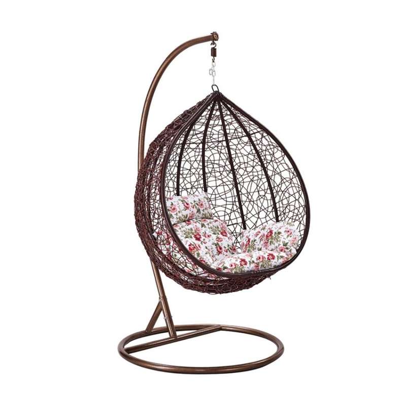 Hanging patio / garden / balcony swing chairs