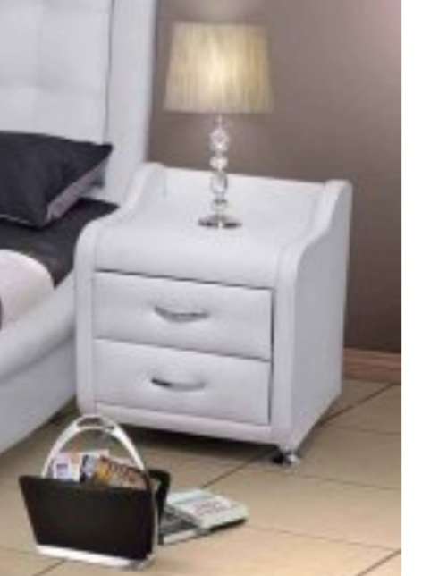 Side pedestals (pu leather)