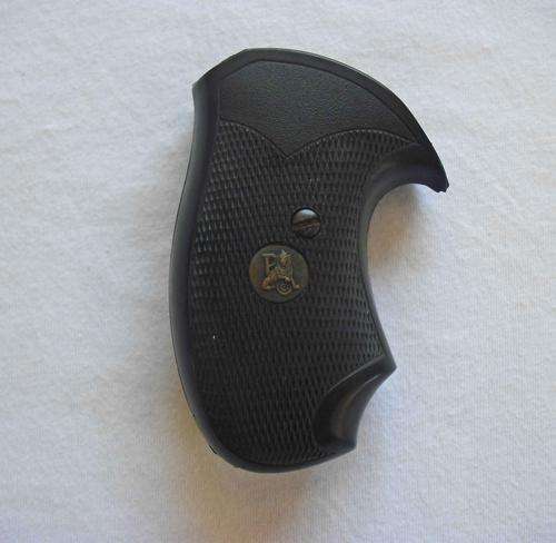 Pachmayr rubber grip for Taurus .38 special revolver